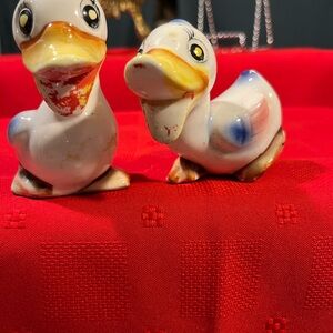 Charming Ceramic Duck Figurines - White and Blue